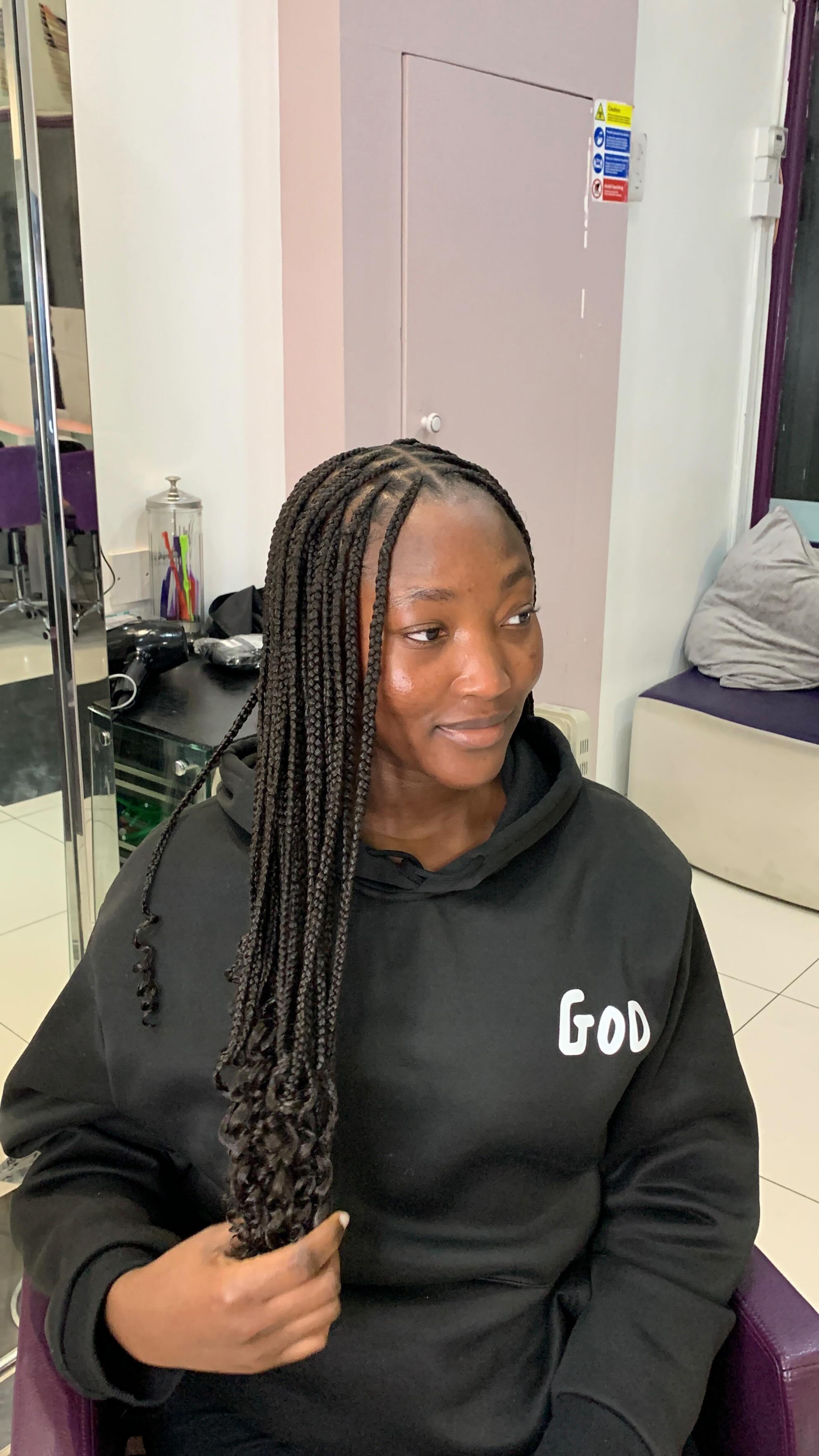 B Signature Styles – braids by a stylist in Chadwell Heath, RM6, photo 2