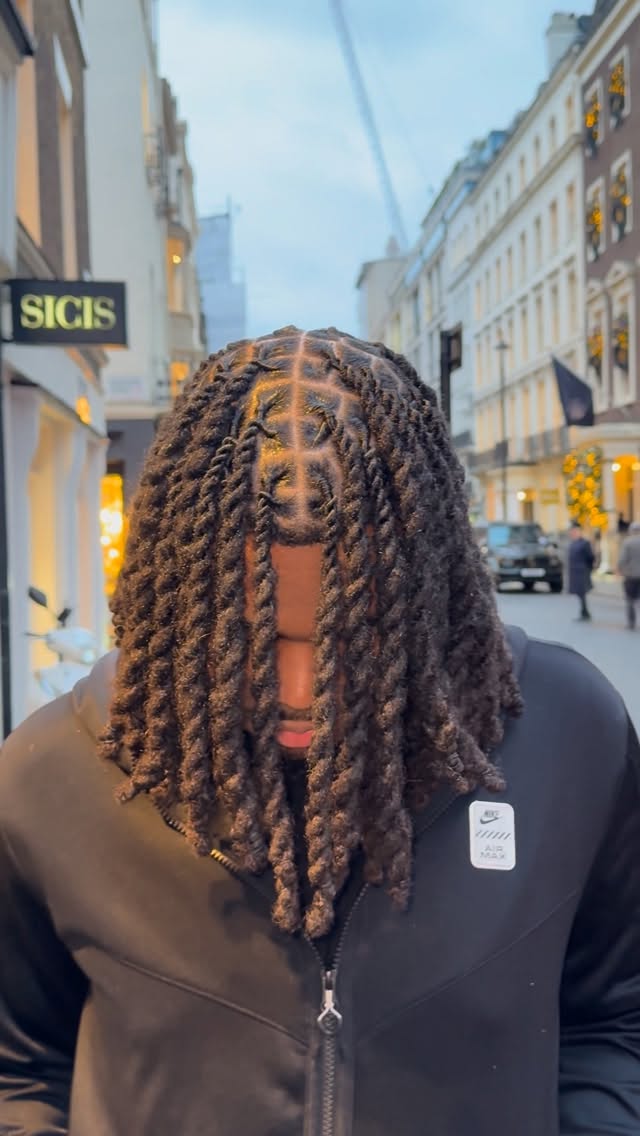 RV Hair UK – locs by a stylist in West End, W1S, photo 2
