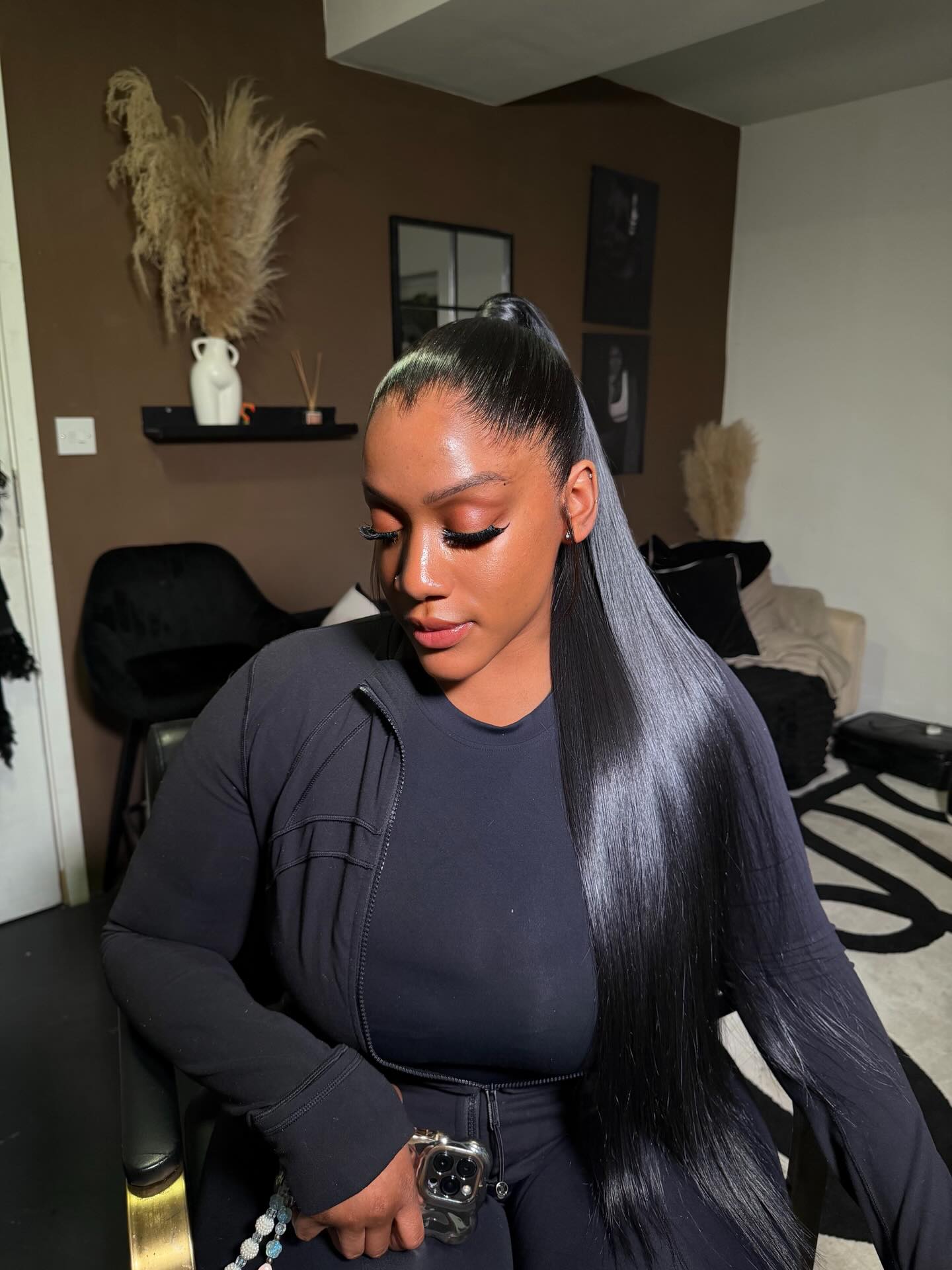 The Frontal Sleyer – wigs by a stylist in Leyton, E10, photo 2